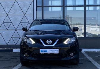 Подержанный автомобиль Nissan Qashqai 2018 года (2 фото)