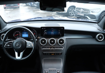 Подержанный автомобиль Mercedes-Benz GLC Coupe 2019 года (12 фото)