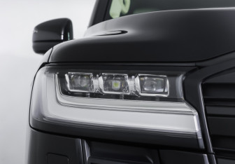 Подержанный автомобиль Toyota Land Cruiser Suv 2021 года (22 фото)