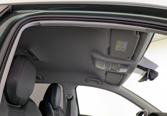 Подержанный автомобиль Skoda Karoq 2021 года (22 фото)