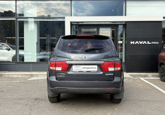 Подержанный автомобиль SsangYong Kyron 2012 года (6 фото)