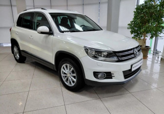 Подержанный автомобиль Volkswagen Tiguan 2012 года (3 фото)