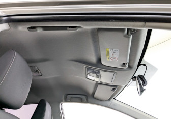 Подержанный автомобиль Toyota Corolla Sedan 2016 года (22 фото)