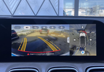 Подержанный автомобиль Jaecoo J8 2024 года (16 фото)