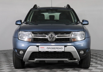 Подержанный автомобиль Renault Duster 2017 года (2 фото)