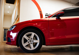 Подержанный автомобиль Audi A3 Sedan 2017 года (31 фото)