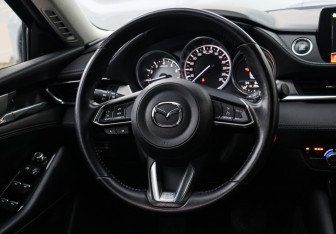 Подержанный автомобиль Mazda 6 Sedan 2020 года (12 фото)