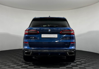 Подержанный автомобиль BMW X5 2019 года (4 фото)