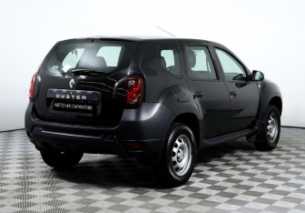 Подержанный автомобиль Renault Duster 2019 года (5 фото)