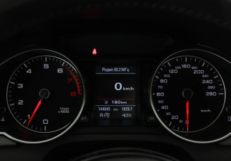 Подержанный автомобиль Audi A5 Coupe 2014 года (11 фото)