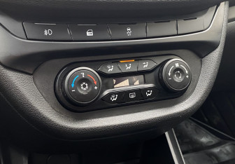 Подержанный автомобиль LADA (ВАЗ) Vesta Wagon 2019 года (14 фото)