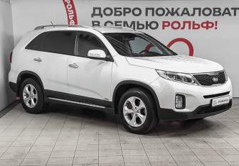 Подержанный автомобиль Kia Sorento 2014 года (3 фото)