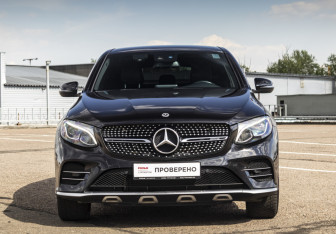Подержанный автомобиль Mercedes-Benz GLC AMG 2018 года (4 фото)