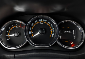 Подержанный автомобиль LADA (ВАЗ) Largus Wagon 2021 года (16 фото)