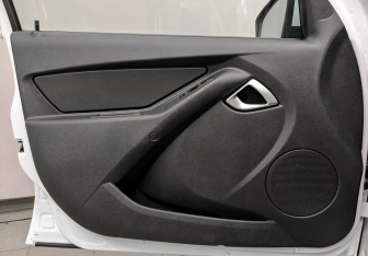 Подержанный автомобиль LADA (ВАЗ) Granta Sedan 2023 года (19 фото)