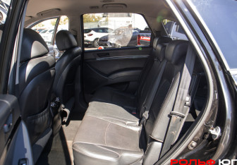 Подержанный автомобиль Hyundai ix55 2012 года (8 фото)