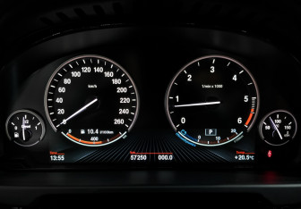 Подержанный автомобиль BMW X6 2018 года (16 фото)