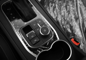 Подержанный автомобиль Kaiyi X3 2024 года (14 фото)