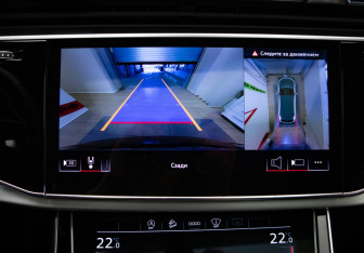 Подержанный автомобиль Audi Q7 2024 года (22 фото)