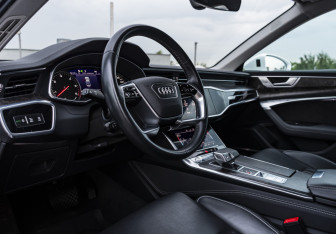 Подержанный автомобиль Audi A6 Sedan 2019 года (9 фото)