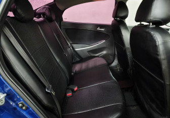 Подержанный автомобиль Hyundai Solaris Sedan 2013 года (13 фото)