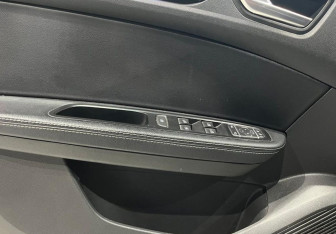 Подержанный автомобиль Renault Arkana 2019 года (12 фото)