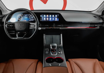 Подержанный автомобиль Omoda C5 2023 года (8 фото)