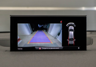 Подержанный автомобиль Audi Q7 2018 года (14 фото)