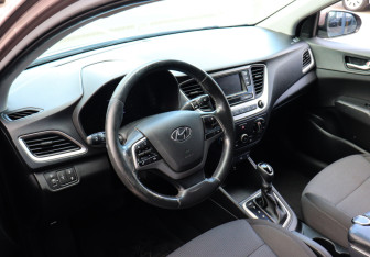 Подержанный автомобиль Hyundai Solaris Sedan 2018 года (7 фото)