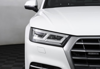 Подержанный автомобиль Audi Q5 2017 года (27 фото)