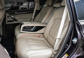 Подержанный автомобиль Lexus GX 2018 года (13 фото)