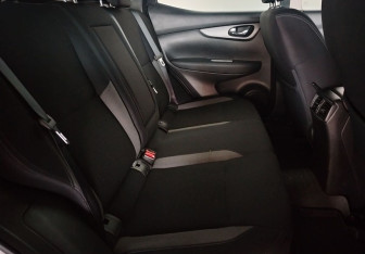 Подержанный автомобиль Nissan Qashqai 2019 года (10 фото)