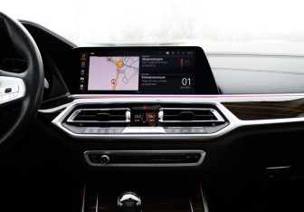 Подержанный автомобиль BMW X7 2020 года (18 фото)