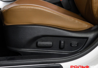 Подержанный автомобиль Hyundai i40 Wagon 2017 года (16 фото)