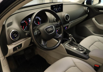 Подержанный автомобиль Audi A3 Sedan 2014 года (7 фото)