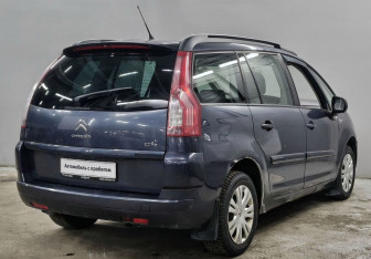 Подержанный автомобиль Citroen C4 Picasso 2011 года (5 фото)