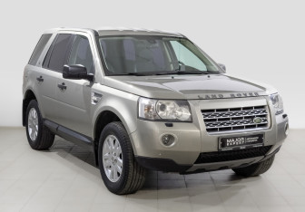 Подержанный автомобиль Land Rover Freelander 2010 года (3 фото)