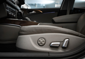 Подержанный автомобиль Audi A6 Wagon 2016 года (28 фото)