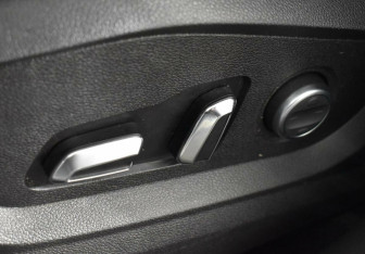 Подержанный автомобиль Exeed LX 2022 года (18 фото)