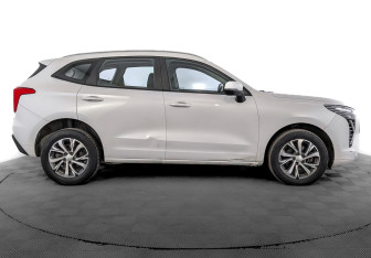 Подержанный автомобиль Haval Jolion 2022 года (4 фото)