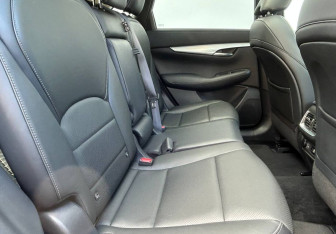 Подержанный автомобиль Infiniti QX50 2019 года (11 фото)