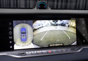 Подержанный автомобиль Voyah Free 2023 года (25 фото)