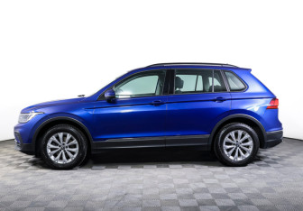 Подержанный автомобиль Volkswagen Tiguan 2021 года (8 фото)