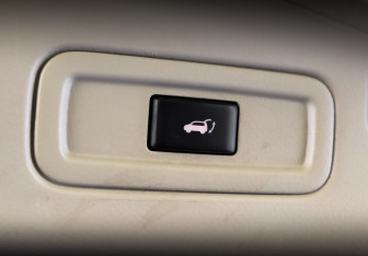 Подержанный автомобиль Nissan Murano Suv 2012 года (26 фото)