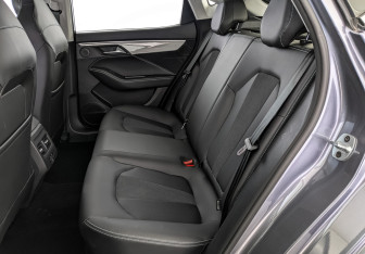 Новый Москвич 6 2025 (18 фото)