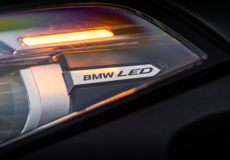 Подержанный автомобиль BMW X7 2021 года (3 фото)