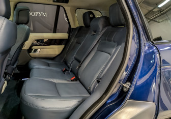 Подержанный автомобиль Land Rover Range Rover 2020 года (12 фото)