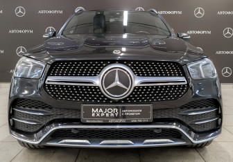 Подержанный автомобиль Mercedes-Benz GLE 2022 года (2 фото)