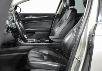 Подержанный автомобиль Ford Mondeo Sedan 2016 года (7 фото)