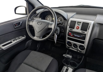 Подержанный автомобиль Hyundai Getz 2010 года (26 фото)